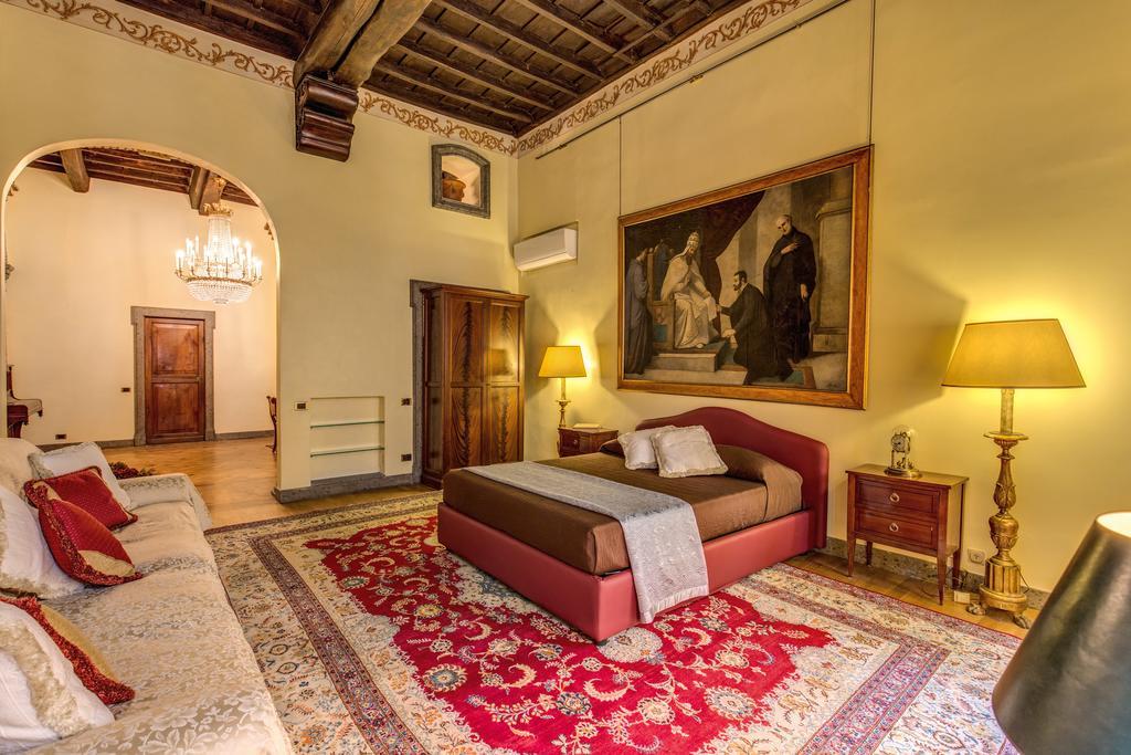 Royal * Roma